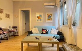 Cozy Apartment Ideally Located City Center And Megaron Moussikis Metro Station